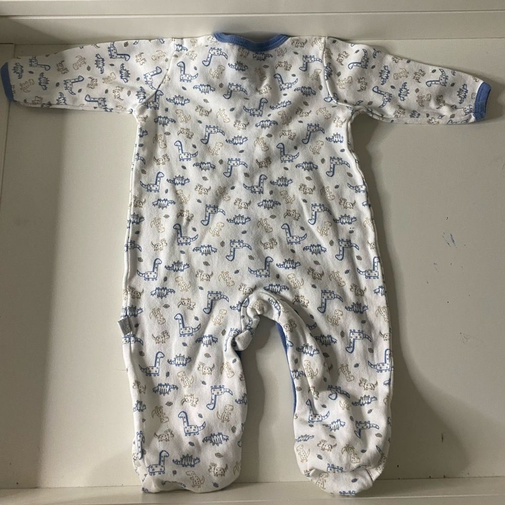 🌵 Bundle to save 3/$10 Baby Boy Footie Pajamas Size 3-6 months